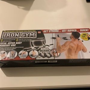 Iron Gym total body workout bar